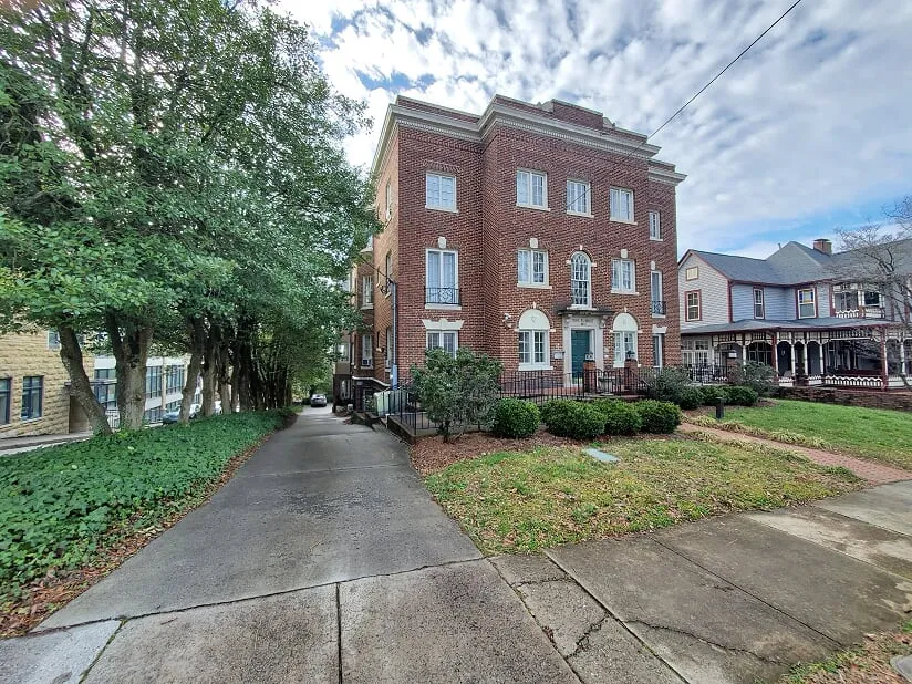 Multifamily apartment building managed by Meridian Realty Services in North Carolina